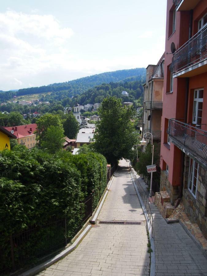 Zajazd Meran Krynica Zdroj Ngoại thất bức ảnh